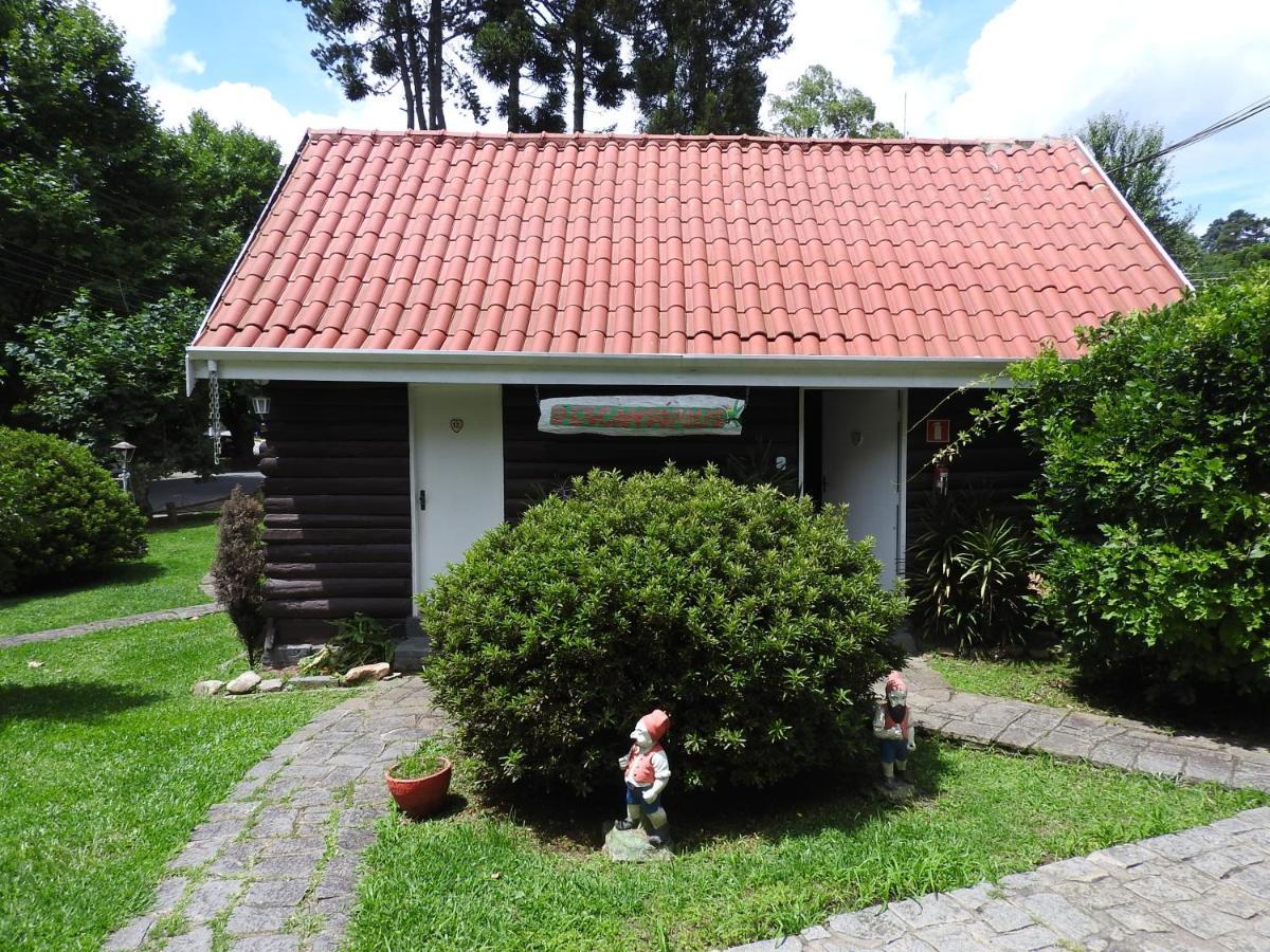 Hotel Britania - Campos do Jordao — Photos 1
